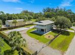 8670 W Avenue B, Fort Pierce FL 34945