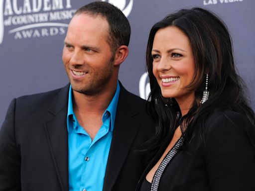 Sara Evans, Jay Barker set up by counselor who worked on their previous marriages