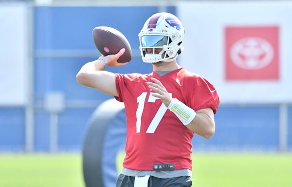 Josh Allen already has personal handshakes with his new receivers