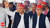 Akhilesh Yadav leaves from Lucknow to join TMC's 'Shahid Diwas' rally in Kolkata | India News - Times of India