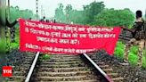 Maoist bandh disrupts railway services on Howrah-Mumbai route | Ranchi News - Times of India