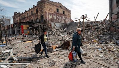 7 killed and dozens wounded after missiles slammed into a town in southern Ukraine | World News - The Indian Express