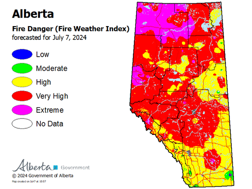 Extreme temperatures across Alberta produce smoke, fire and heat warnings