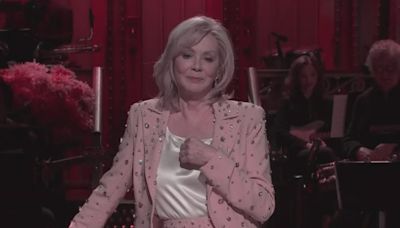 Jean Smart Sings, Jokes About Eric Adams and Declares ‘Lesbians Are Obsessed With Me’ in ‘SNL’ Monologue