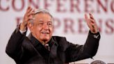 López Obrador critica envío de buses con migrantes a casa de Kamala Harris