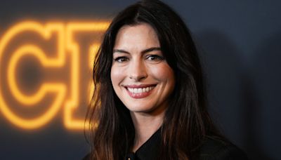 Anne Hathaway Apologizes to Reporter After Their Cringey 2012 Interview Resurfaced: ‘She Sent a Long Email Explaining’ Her Behavior...