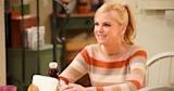 'Mom' Season 8: Why Anna Faris Left the CBS Show - Newsweek