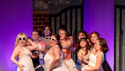 ‘Omigod You Guys!’ Stage Left’s ‘Legally Blonde’ was ‘Serious’ly spectacular!