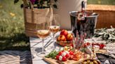 5 Ultimate Summer Wine Pairings According To A Miami Sommelier