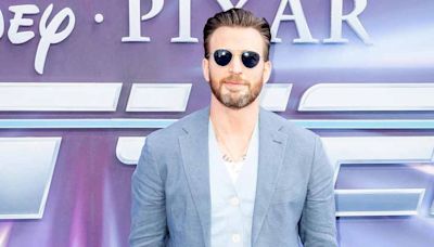 Chris Evans Clears He Didn't Sign Any Bomb In The Viral Picture: "It's An Inert Object Used..."