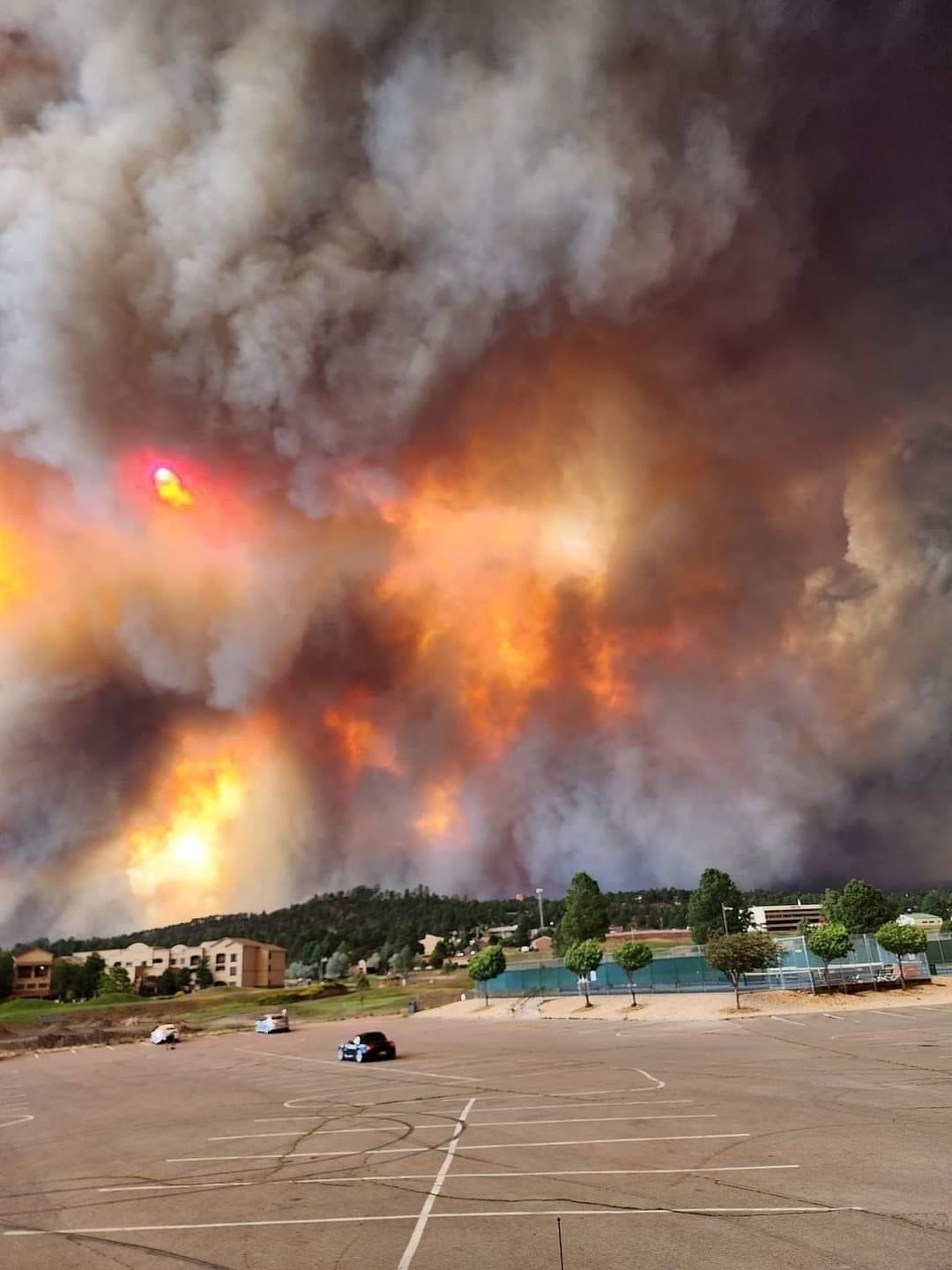 South Fork Fire nearly triples in size overnight as Ruidoso is evacuated