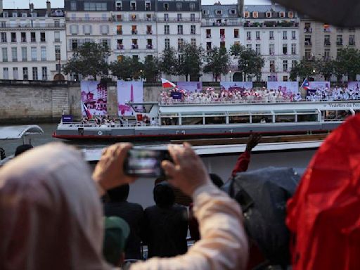 GALERÍA: París inaugura sus Juegos Olímpicos con ceremonia en el río Sena