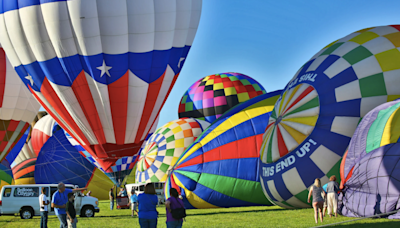 Hot Air Balloon Festival returning Friday after long hiatus, Balloons over the Bluegrass celebrates airport’s 90th anniversary - The Advocate-Messenger