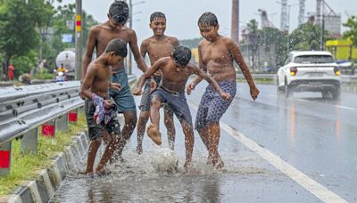 Southwest monsoon set to enter south Bengal after a delay