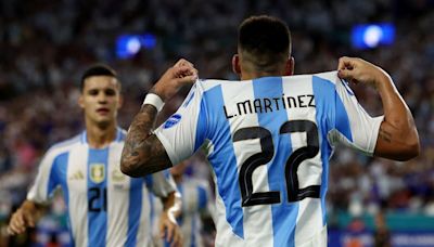 Argentina vence con doblete de Lautaro Martínez a Perú, que se despide de la Copa América