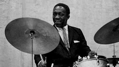 Confira a lista dos 50 maiores bateristas de jazz de todos os tempos, segundo site