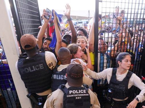 Copa America final: Fans breach security at stadium in Florida delaying start of Argentina and Colombia clash
