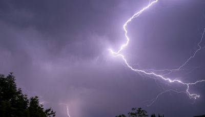 Zahlreiche Unfälle durch Unwetter in Mecklenburg-Vorpommern - Mehrere Verletzte