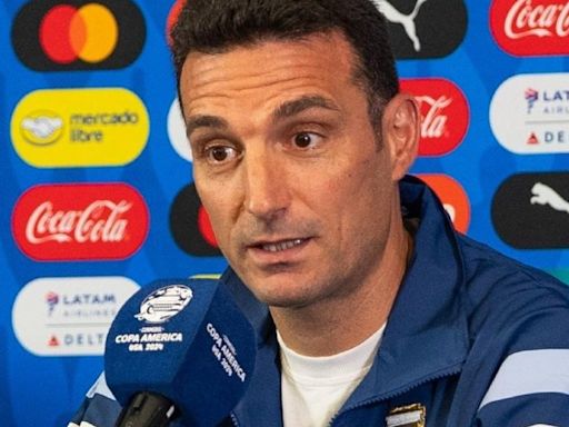 Lionel Scaloni habló sobre la chance de que Messi sea titular ante Ecuador: «Nos altera que no juegue» - Diario Río Negro