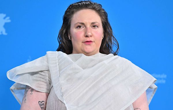 Lena Dunham Says She Won't Be Starring in Her Upcoming Netflix Series After Facing Body Shaming on “Girls”