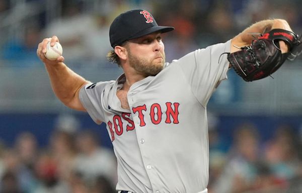 Crawford throws 6 solid innings, Rafaela and Duran hit HRs and Red Sox beat Marlins 8-3