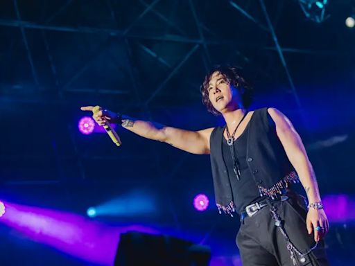 到南部弄假牙！FTIsland這首唱一半突失聲