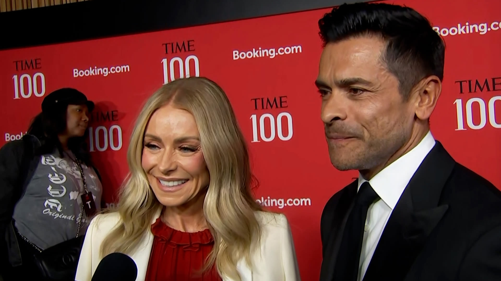 Mark Consuelos Calls Kelly Ripa An ‘Icon’ While Gushing Over Her At Time 100 Gala: ‘I’m So Proud’ | Access