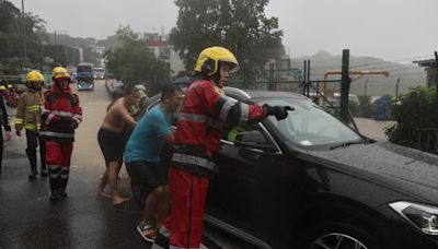 暴雨．交通消息｜清水灣道大網仔路部份解封 九巴有路線恢復服務