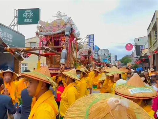 三年一科小琉球迎王祭壓軸! 週六登島人數估破萬