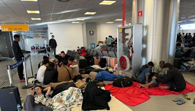 Mais de 200 refugiados permanecem no Aeroporto Internacional de Guarulhos