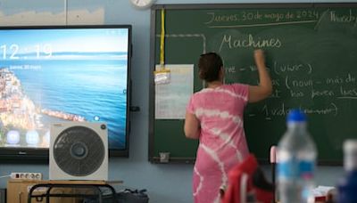 A falta de dinero público para ventiladores o aire acondicionado en clase, los padres llegan al rescate