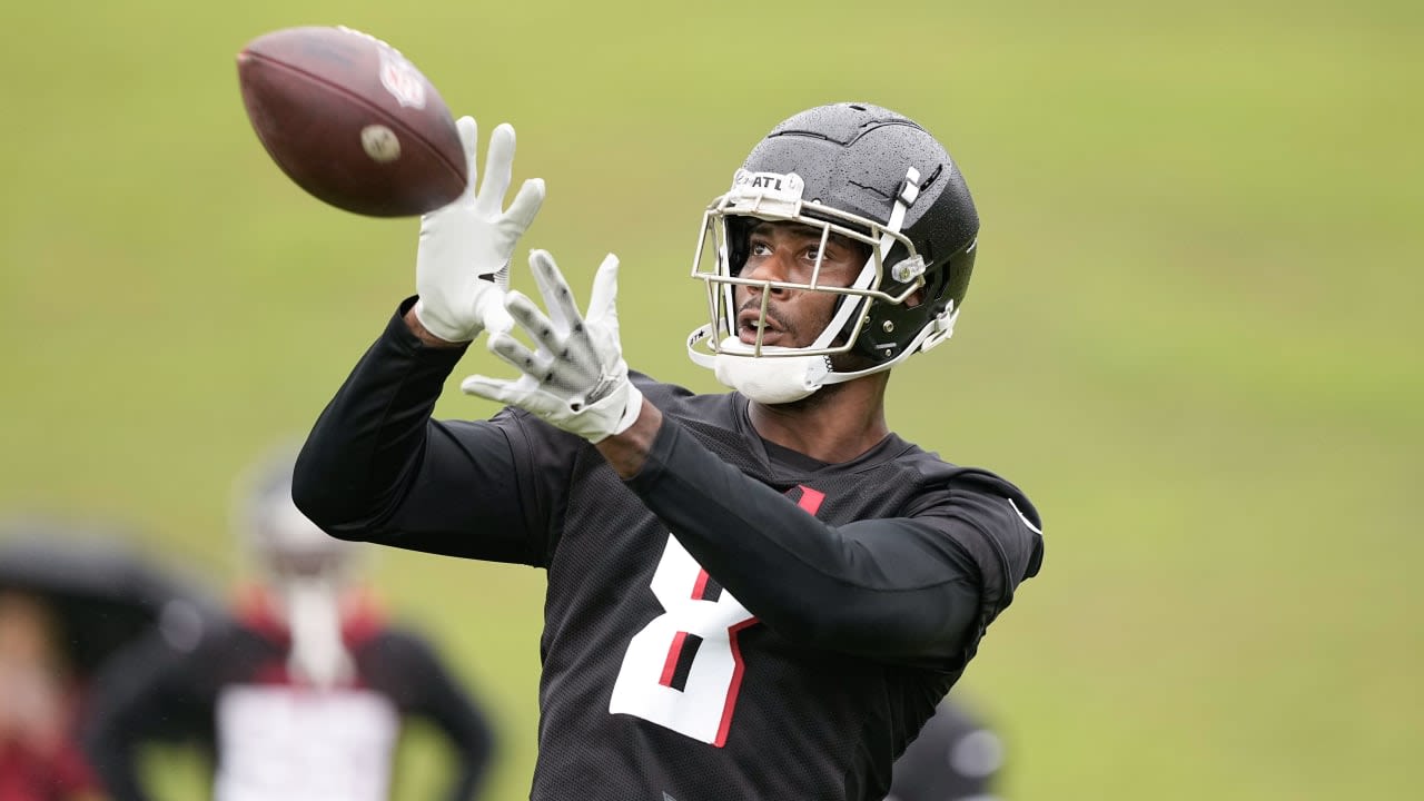 Falcons TE Kyle Pitts tabs himself 'super rookie' as he learns new offense