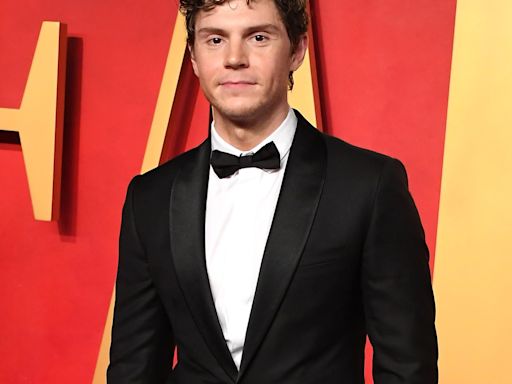 Evan Peters Confirms Romance With Girlfriend Natalie Engel - E! Online