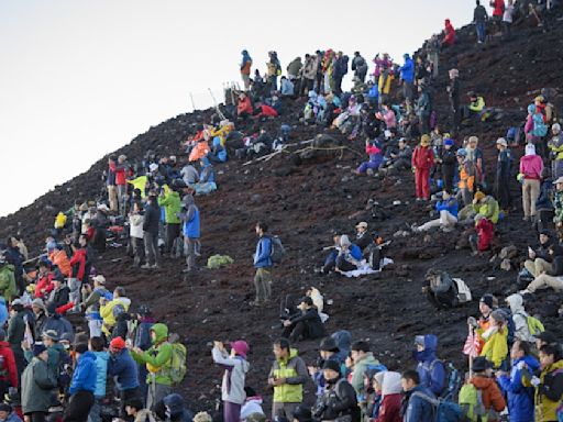 日本富士山再傳山難：5天內累計4人死亡，日警籲天候不佳時勿冒險登山 - TNL The News Lens 關鍵評論網