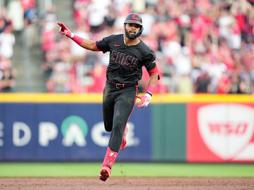 Rookie Rece Hinds hits 1st career grand slam as Reds roll to a 7-4 win over the Marlins