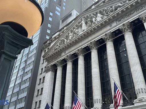 Wall Street Week Ahead: Jobs data to test US stock market's soft-landing hopes