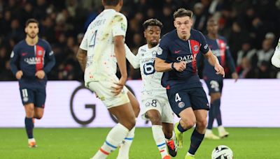 Manchester United lodge €45m offer for Paris Saint-Germain midfielder Manuel Ugarte