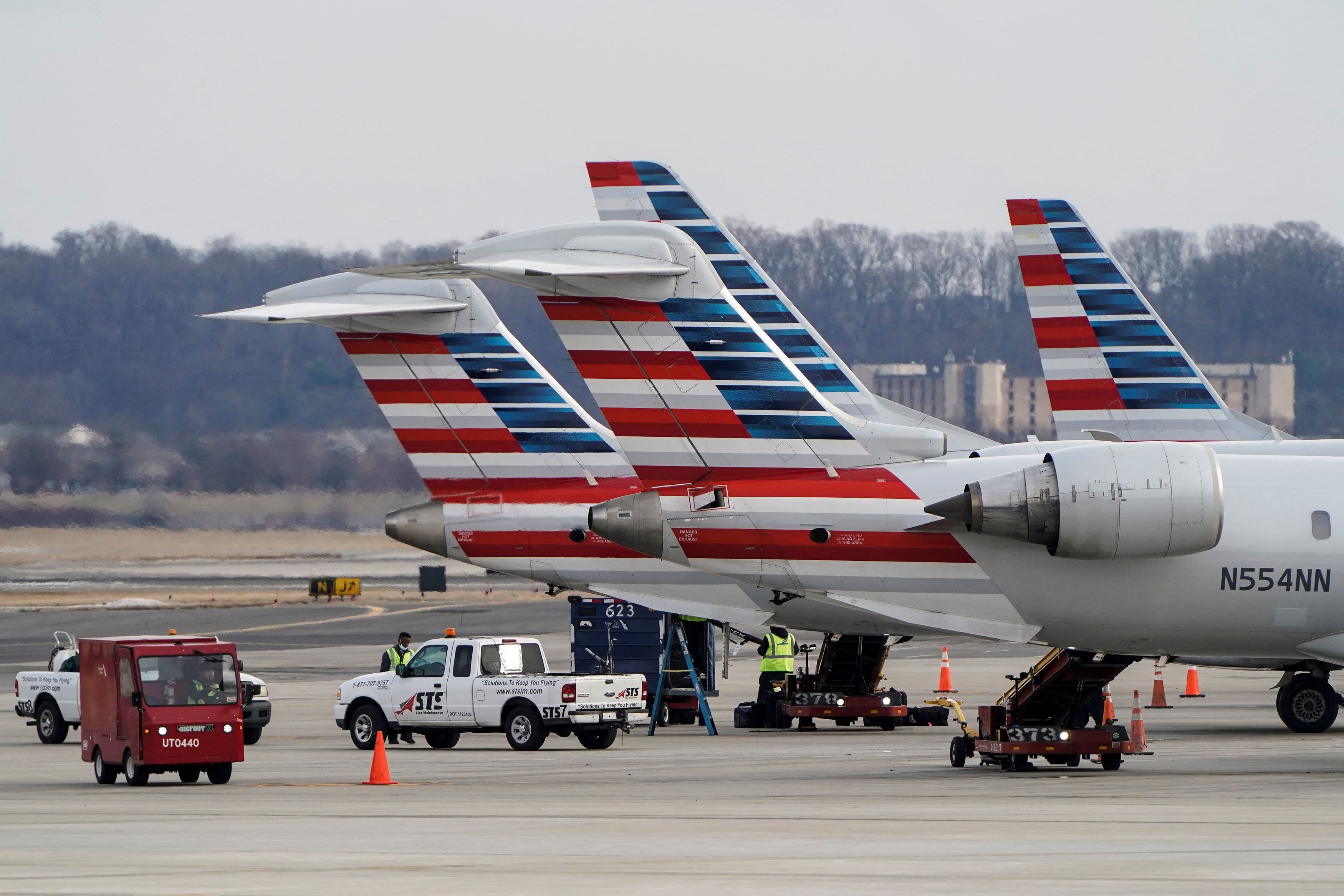 American Airlines fires lawyers after blaming child for being filmed in bathroom