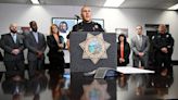 ‘Lo siento profundamente’. Jefe de Policía de Fresno se disculpa por su relación