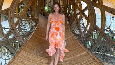 Cindy Crawford's Floral Maxi Dress Included This Breezy Detail That's So Practical for Summer