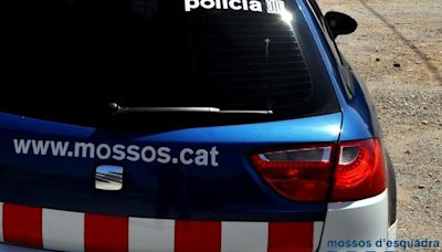 La mujer que murió tras caer por un balcón en Barcelona fue arrojada por su pareja