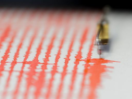 Dozens of earthquakes in California: Is a bigger one brewing?