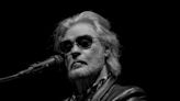 Daryl Hall digs into his bag of tricks on first tour without John Oates