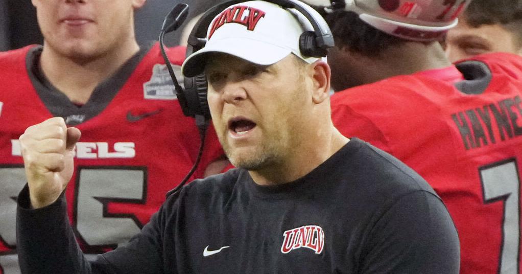 'I'm very honored': UNLV football coach Barry Odom makes nostalgic return to All-State clinic