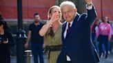López Obrador felicita a Sheinbaum por su victoria "con un amplio margen" en las presidenciales en México