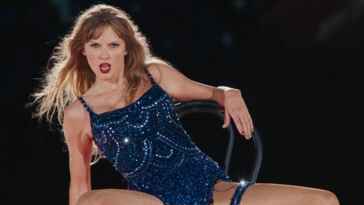 How Much Does One Night Of Taylor Swift's Eras Tour Make? The Reported Number Is Staggering