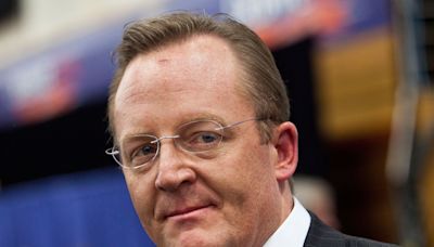 Warner Bros Discovery Taps Robert Gibbs, Former Obama White House Press Secretary, To Head Communications, Public...