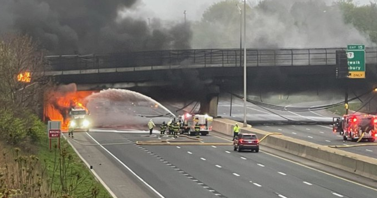 I-95 crash, fire in Norwalk, Connecticut shuts down all lanes "for an extended period"