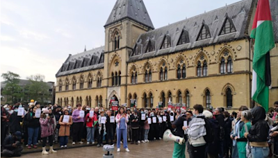 Oxford y Cambridge se unen a ‘acampadas’ en apoyo a Palestina