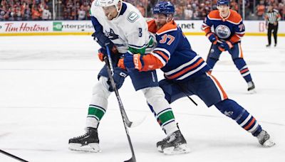 Canucks must 'want that big moment' vs. Oilers in Game 7, coach says